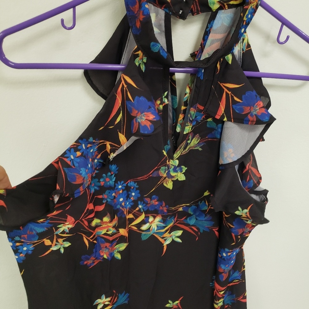 Women's Sleeveless Blouse